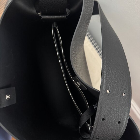 Brand new Acne Musubi Midi Shoulder Bag Pebbled Black Leather - Picture 5 of 7